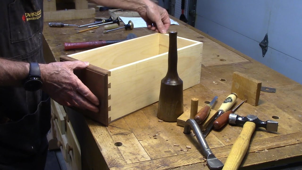 Queen Anne Lowboy   Drawers & Dovetails Part 2 Step 7