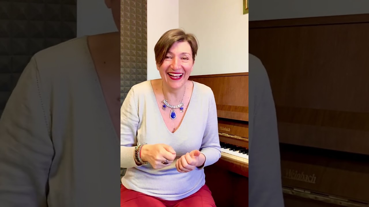 Semplici esercizi per allenare il passaggio &ldquo;petto-testa&rdquo;