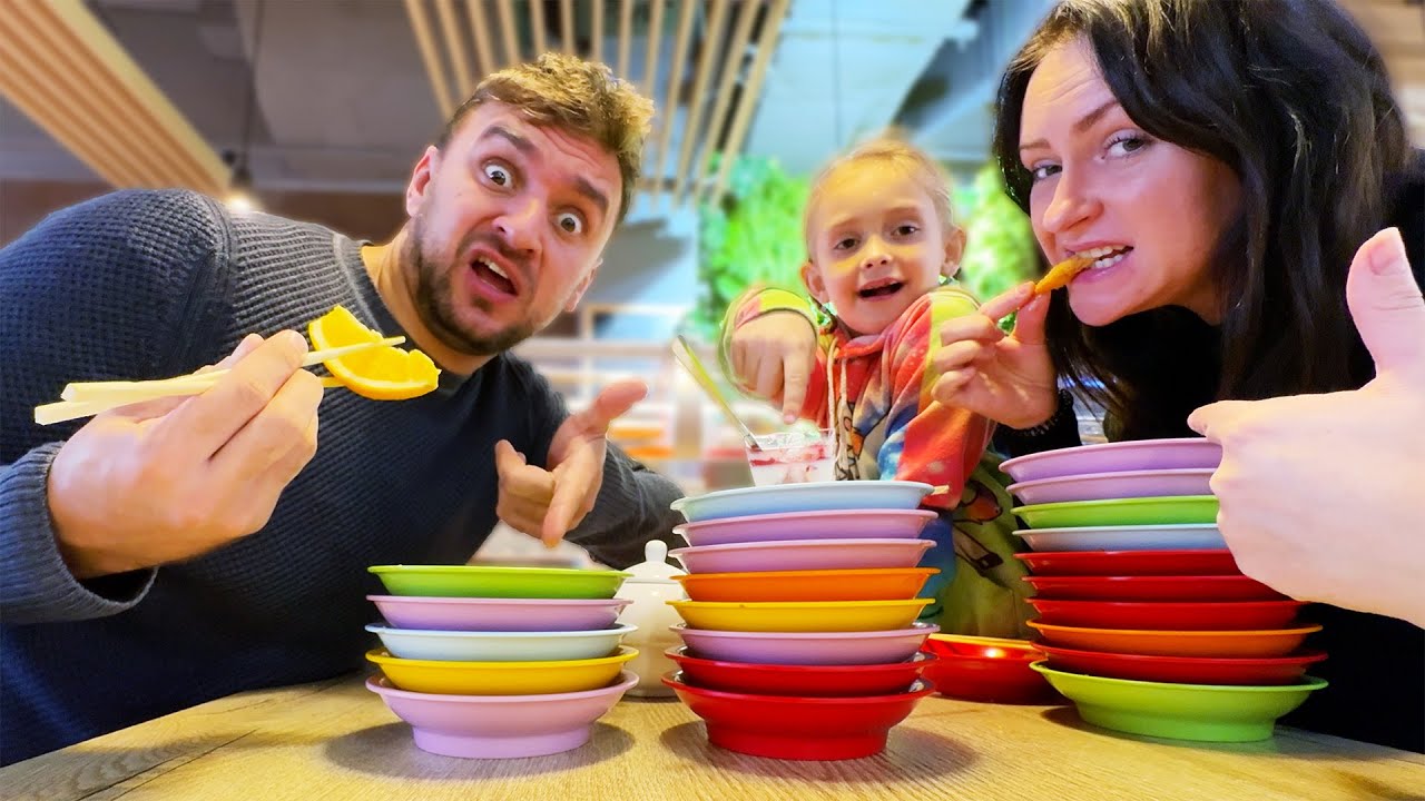 Kdo sn&iacute; v&iacute;c running sushi z na&scaron;&iacute; rodiny? | Vyhr&aacute;la Arianka Challenge?!