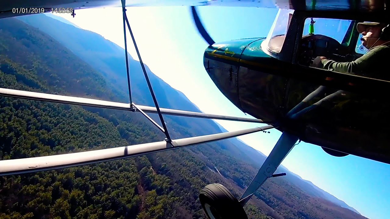 Cessna 140 bush landing