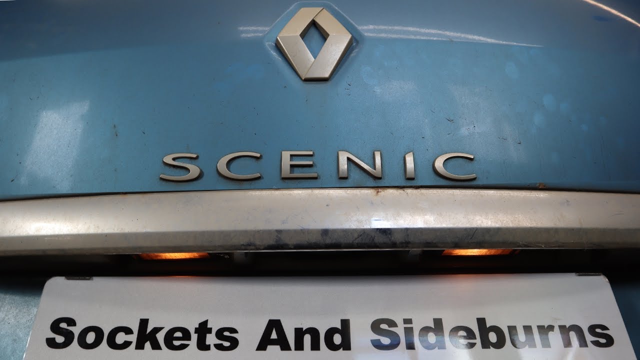 Renault Scenic - How To Change Number Plate Light Bulb