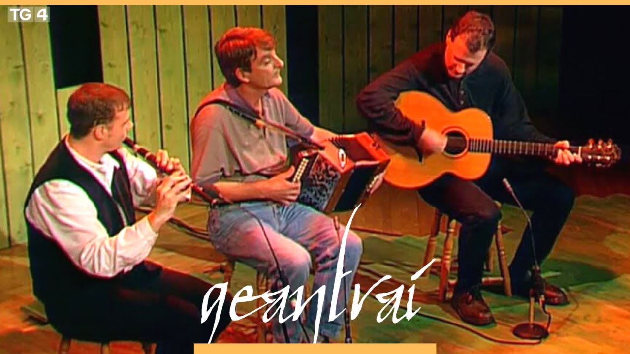 Kevin Crawford, PJ King  & Martin O'Malley - Raise The Rafters | Inis, Co. an Chláir |TG4 1998