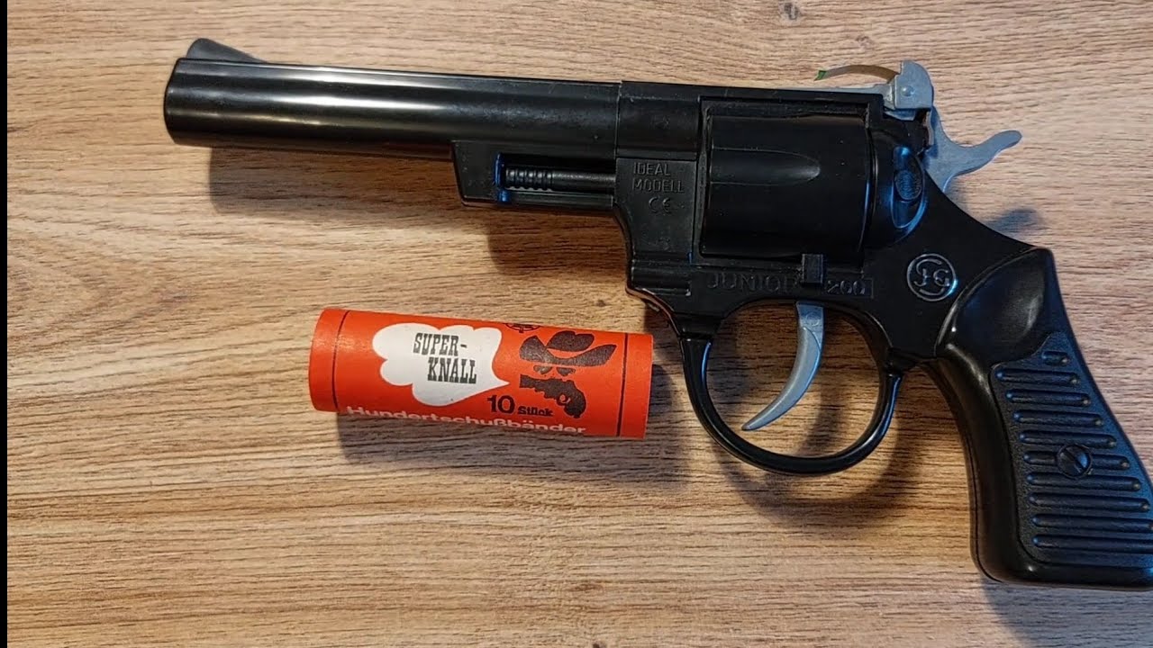 Rarität!!! DDR Super Knall 100 Schuss Band-Amorces aus dem Zündwarenwerk Riesa/ Zündplättchen