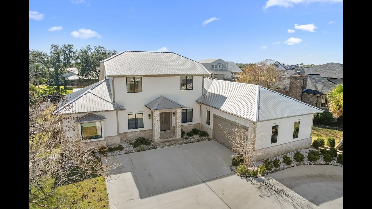 2205 North Harbour Drive, Lynn Haven