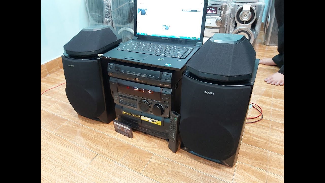 Sony G88 đời đầu của mấy anh Nhật sản xuất đây ạ nghe nhạc hay Karaoke đều phê hết 0938484360