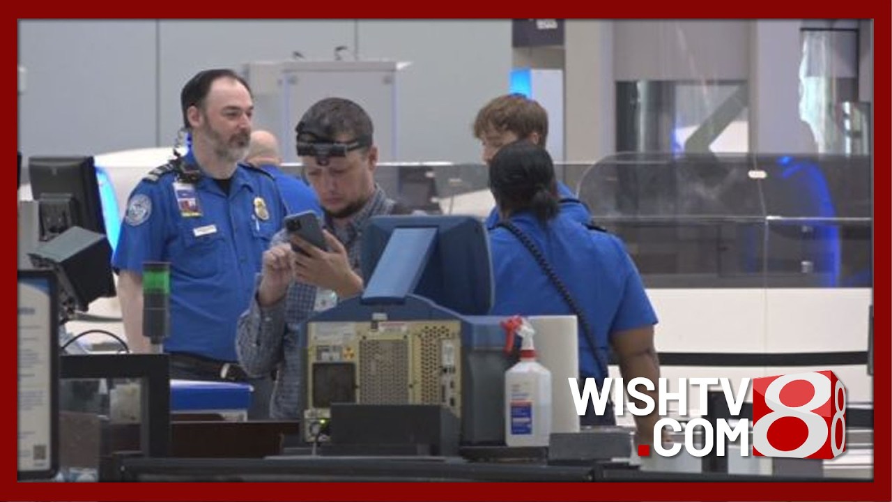 Некоторые сотрудники TSA из Индианаполиса уволились из-за приостановки работы Министерства внутре...