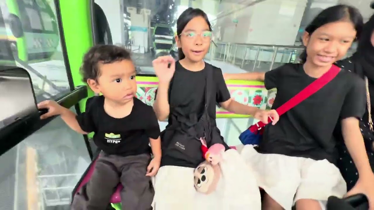 Celebrating Affan birthday @Singapore Cable Car Sentosa 