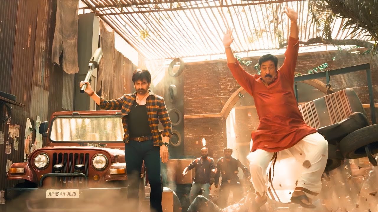 तेरे अंदर का विलन फड़का तो मेरे अंदर का हीरो धड़का - Ravi Teja Scene Movie - DHAMAKA VS CHAKRA
