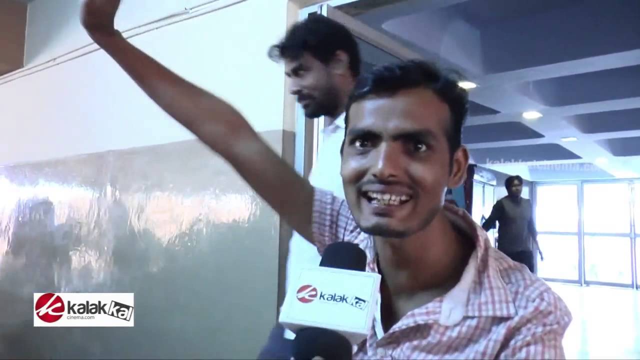 Vijay Fans Celebrate Kaththi Release at Udhayam Theatre