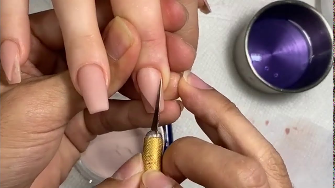 Đắp bột và Cắt V Shape Red Color || Benny Art