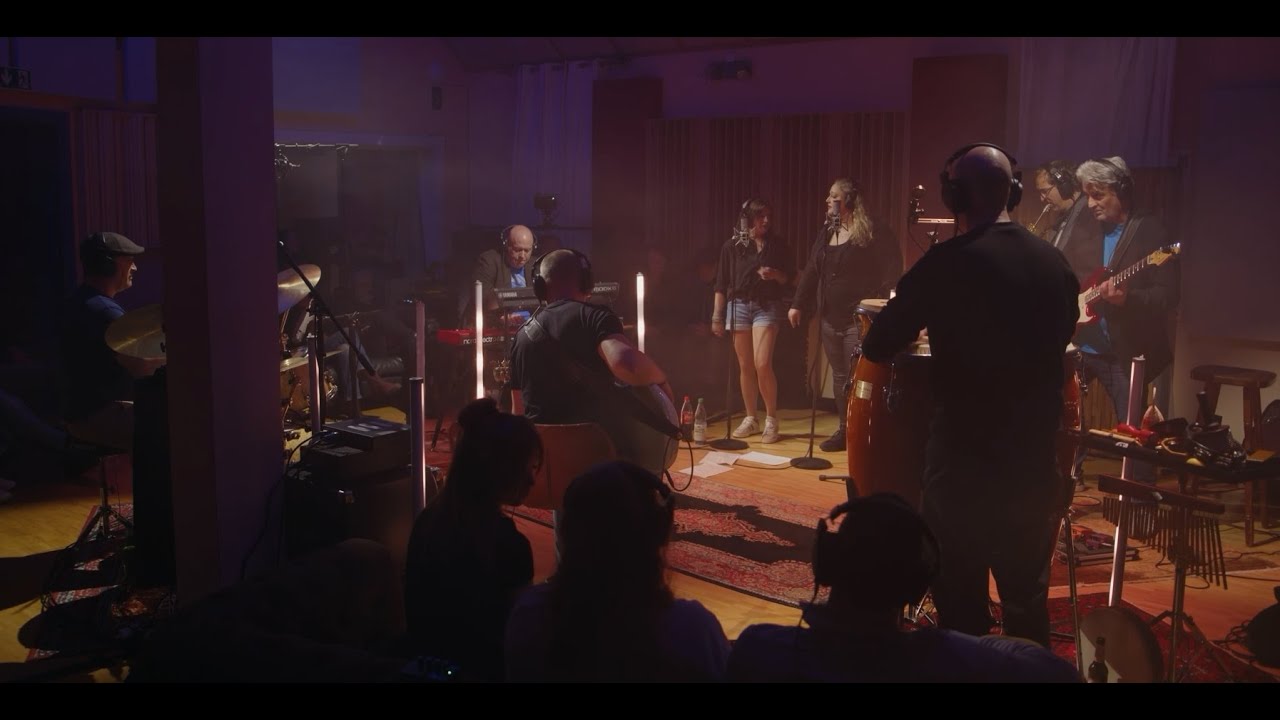 Soulrender - Twice In My Life ( Live at Studio Hire )