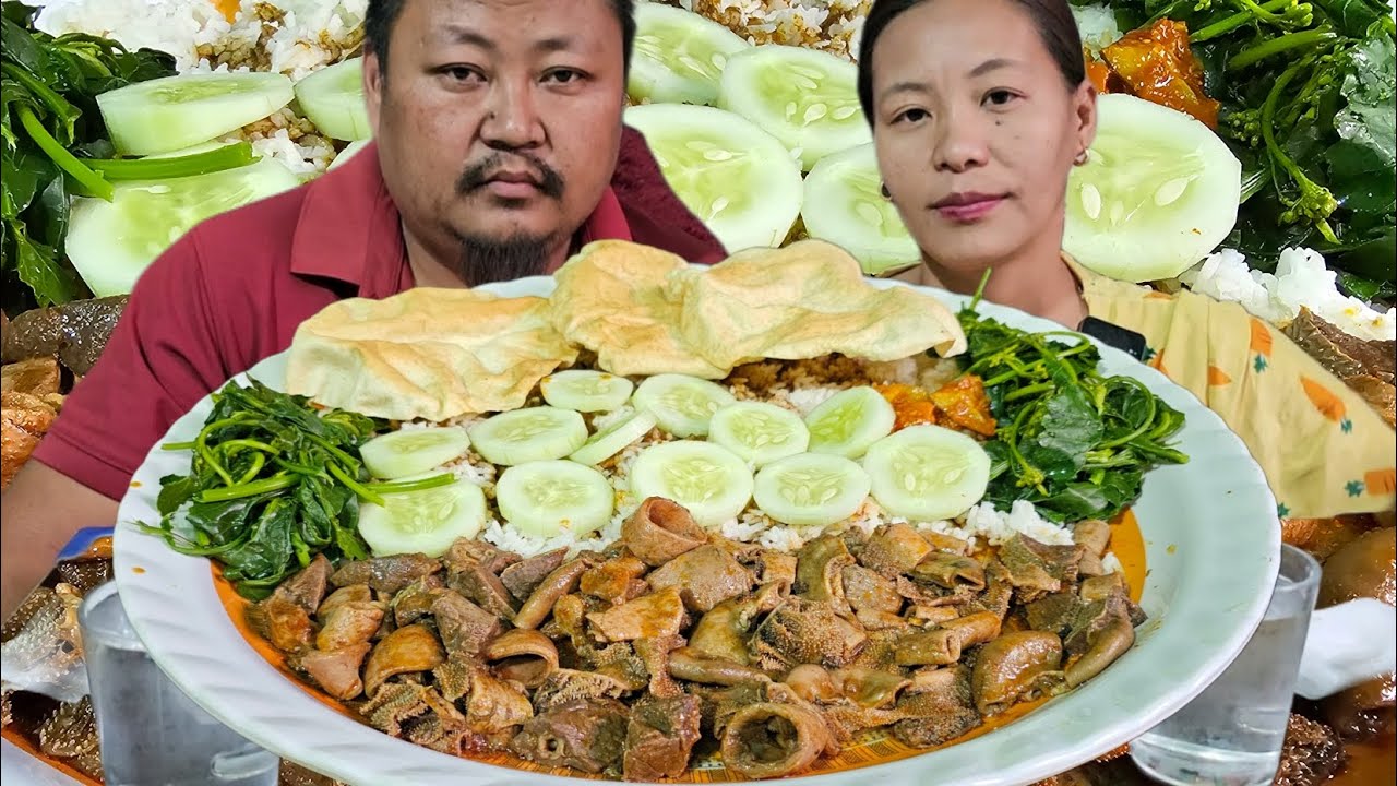 Eating Spicy Beef Innards With My Hubby | Cucumber | Boil Leaves | Naga Mukbang 