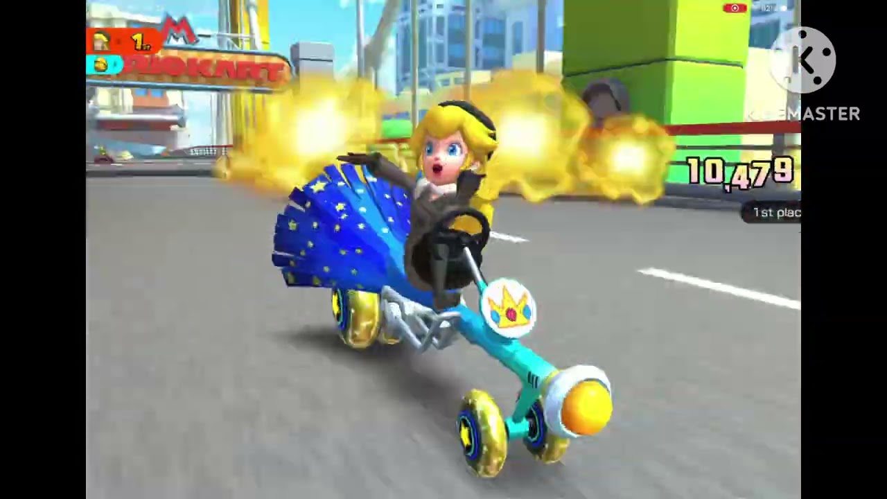 2 slots 2 teams multiplayer on Mario kart tour 