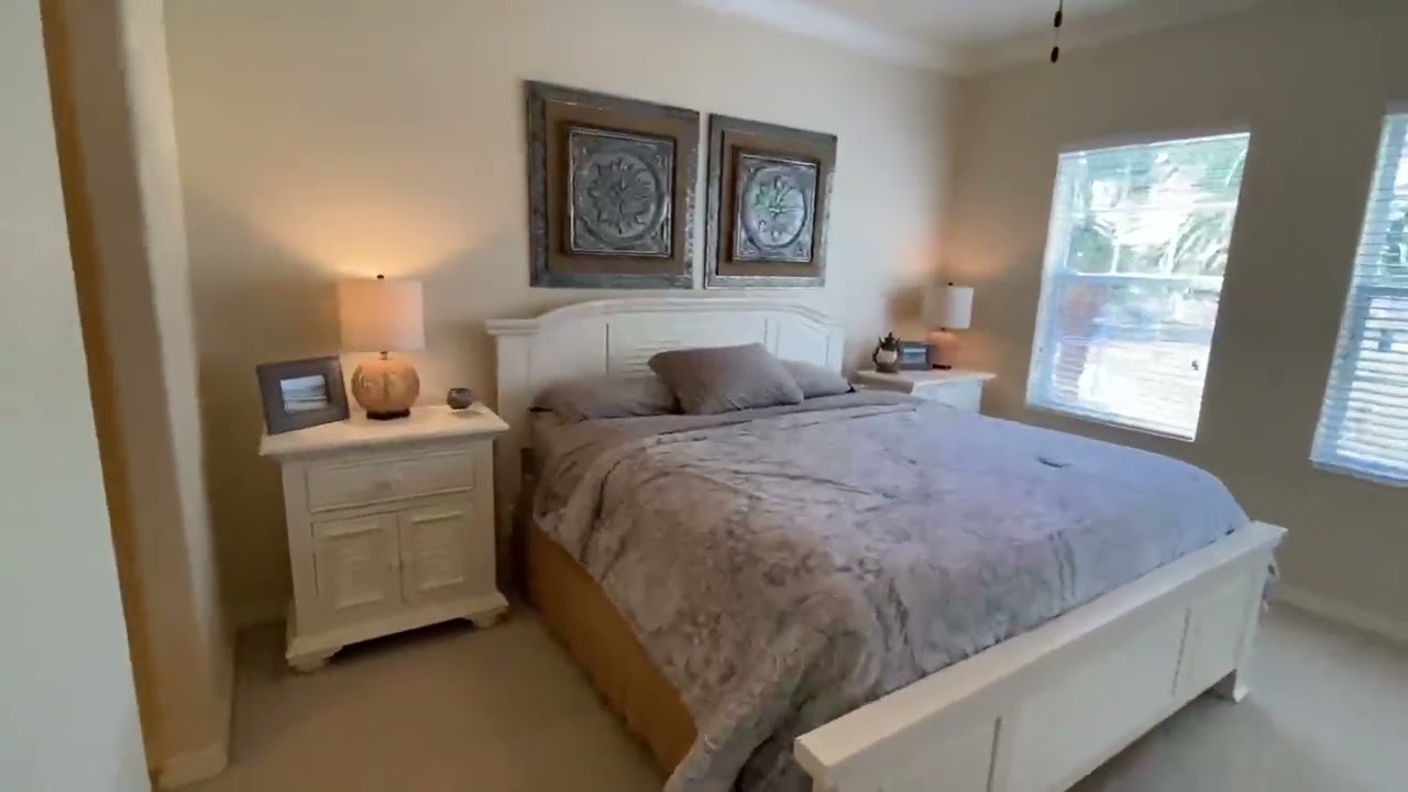 700 GARDENS EDGE DR #724 Venice Florida