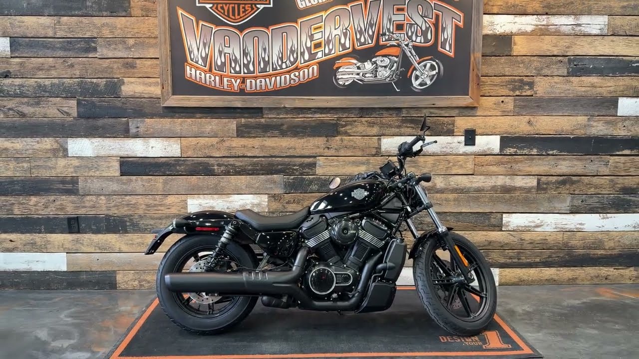 Harley-Davidson Nightster 2026 года в цвете Vivid Black - RH975