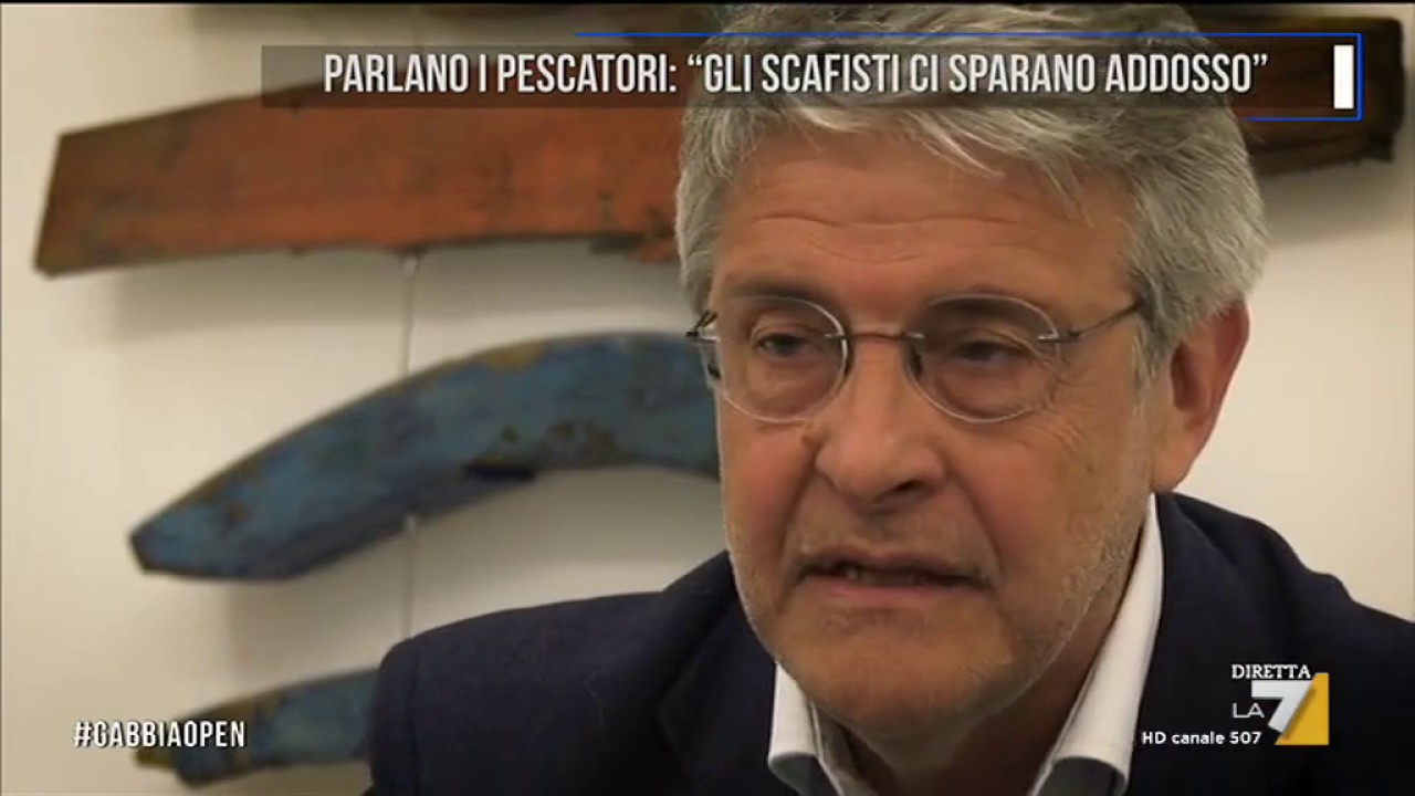 Parlano i pescatori: gli scafisti ci sparano addosso