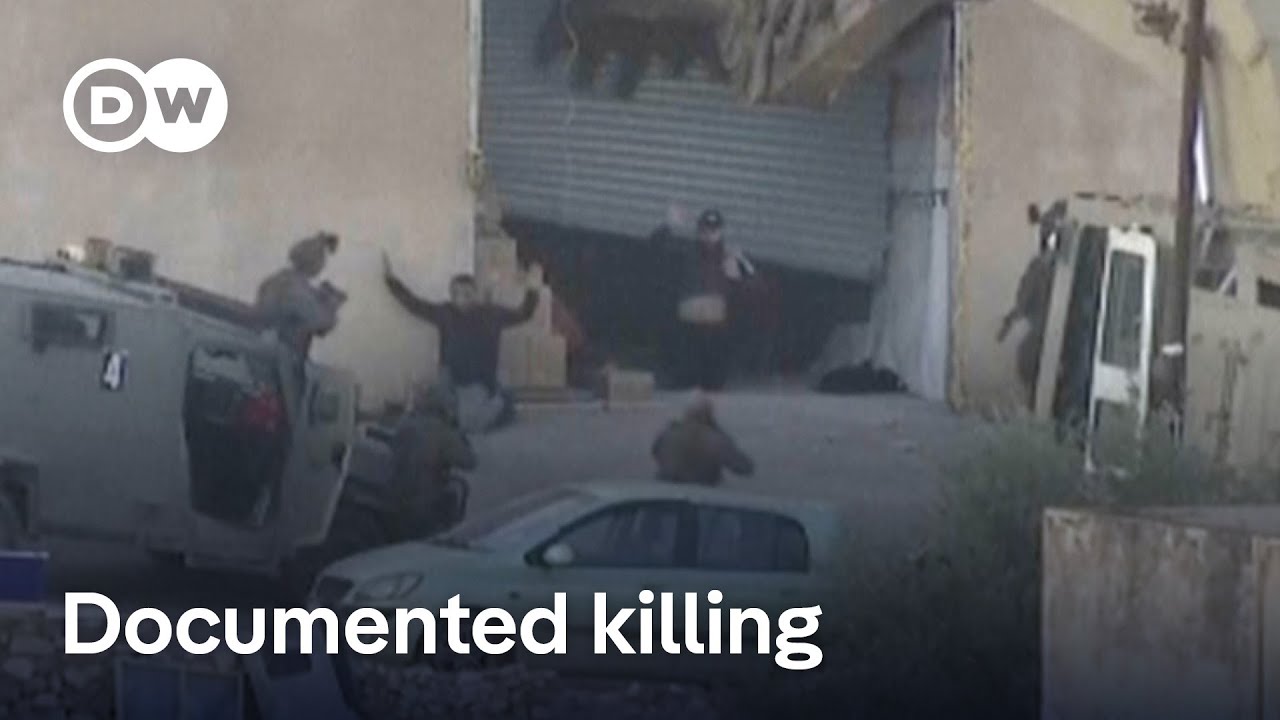 Israeli soldiers shoot dead surrendering Palestinians | DW News