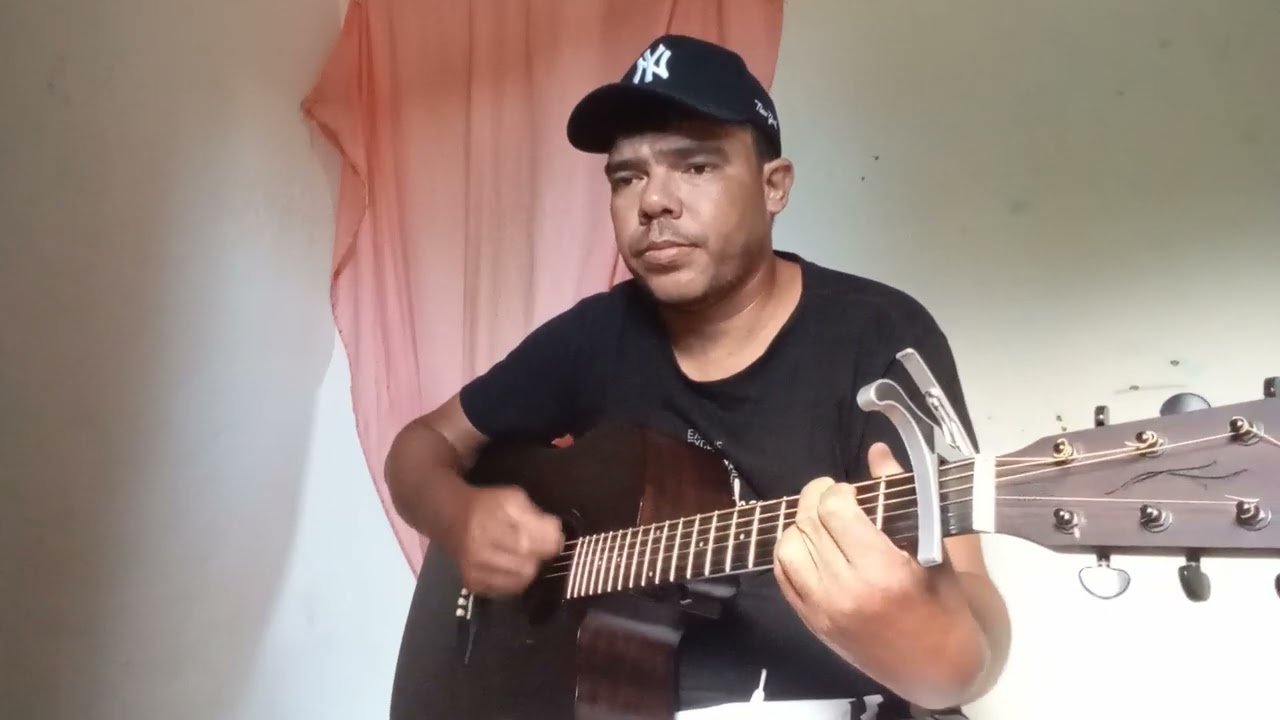 NilsonGonçalves Acústico.                                               (Vestido Colado).(Barrerito)