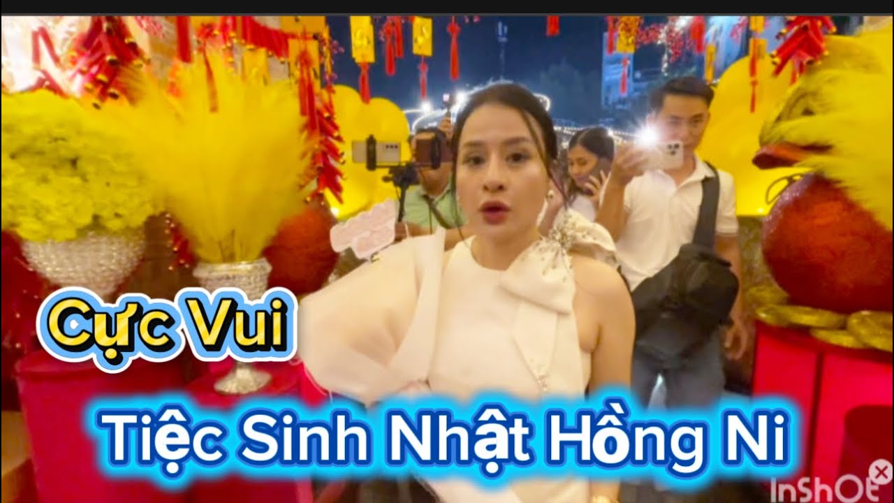 11-2 Hồng Ni xuất hiện xinh đẹp  cùng Má Tư đến khả giả yêu thương tặng Hoa rực rỡ chúc mừng SN Ni
