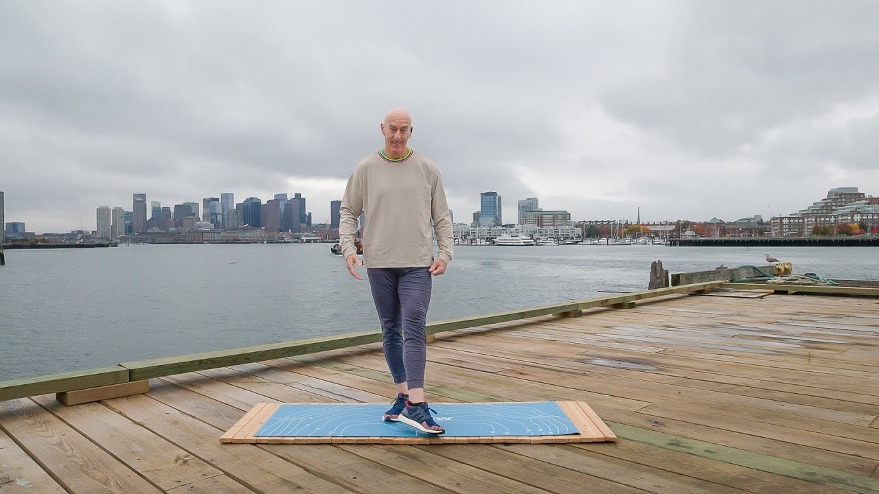 Warm Up From Anywhere With This 10-Minute Standing Dynamic Mobility Workout