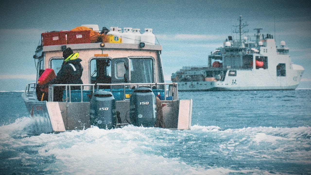 Recherche et sauvetage dans les EAUX arctiques !