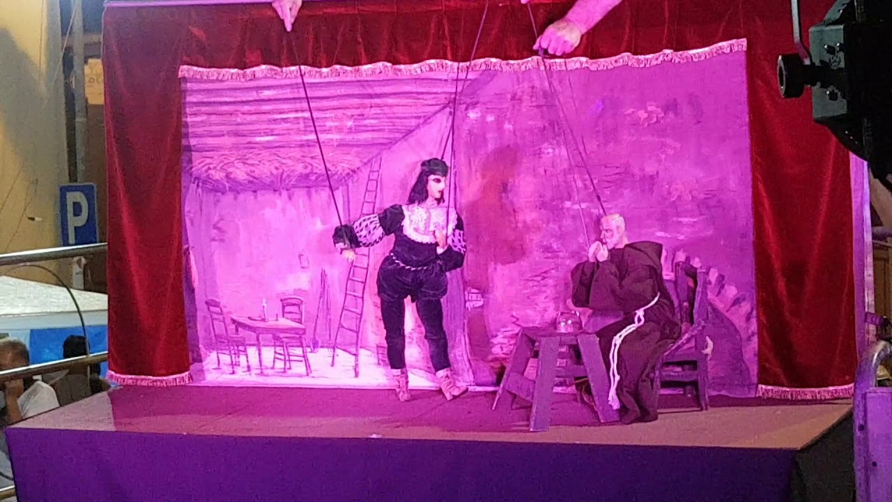 I Pupi Siciliani dei Fratelli Napoli - alla sagra del Cannolo Siciliano - Gesso Messina Sicily