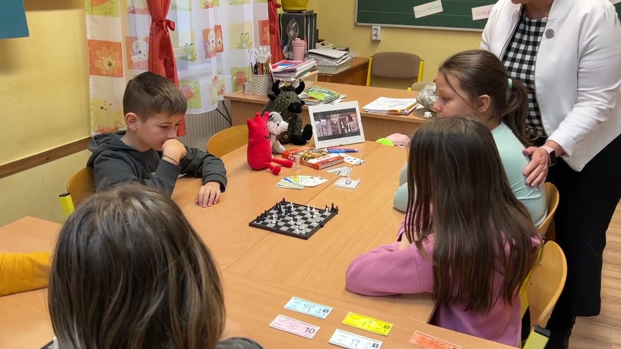 Bemutatkoznak a 23-24 es tanév tanítói