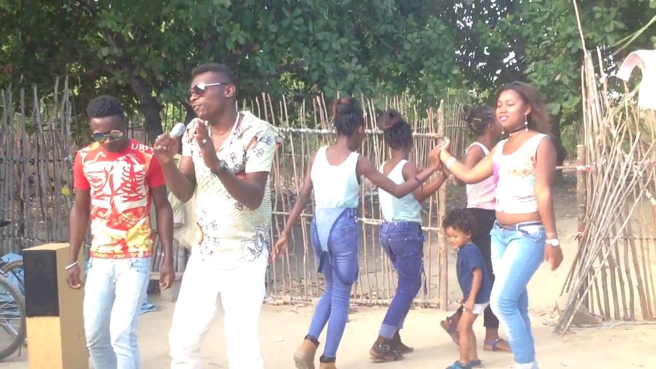 Clip malgache famille Jeannine Juin 2017 N1