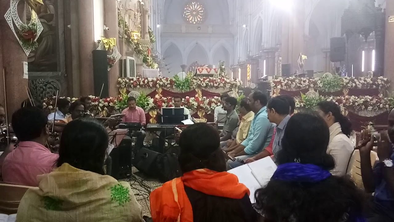 Thrissur Newchurch feast : church choir super Perfomance