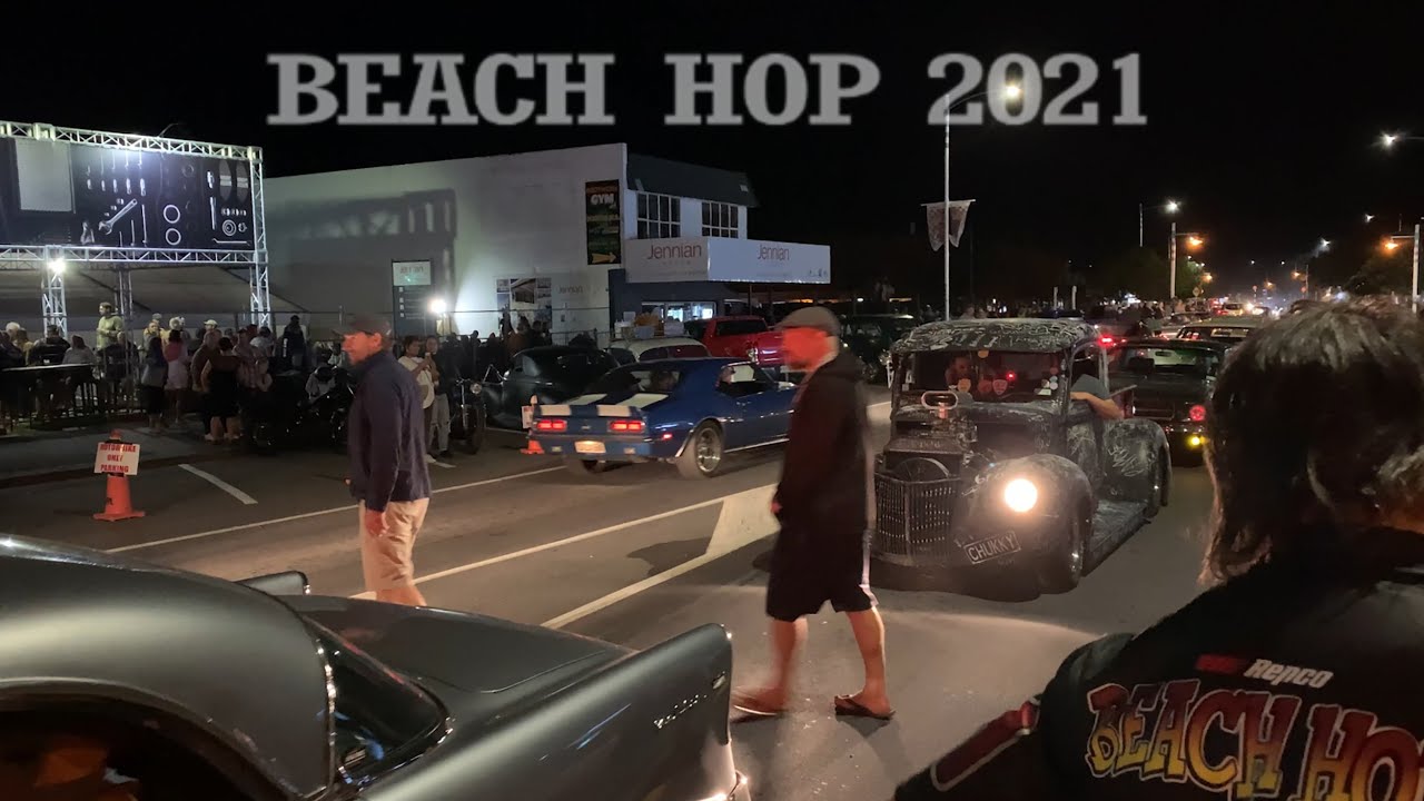 BEACH HOP 2021 (Car Show - Day 4 of 5) EVENING STREET CRUISING in WHANGAMATA, New Zealand