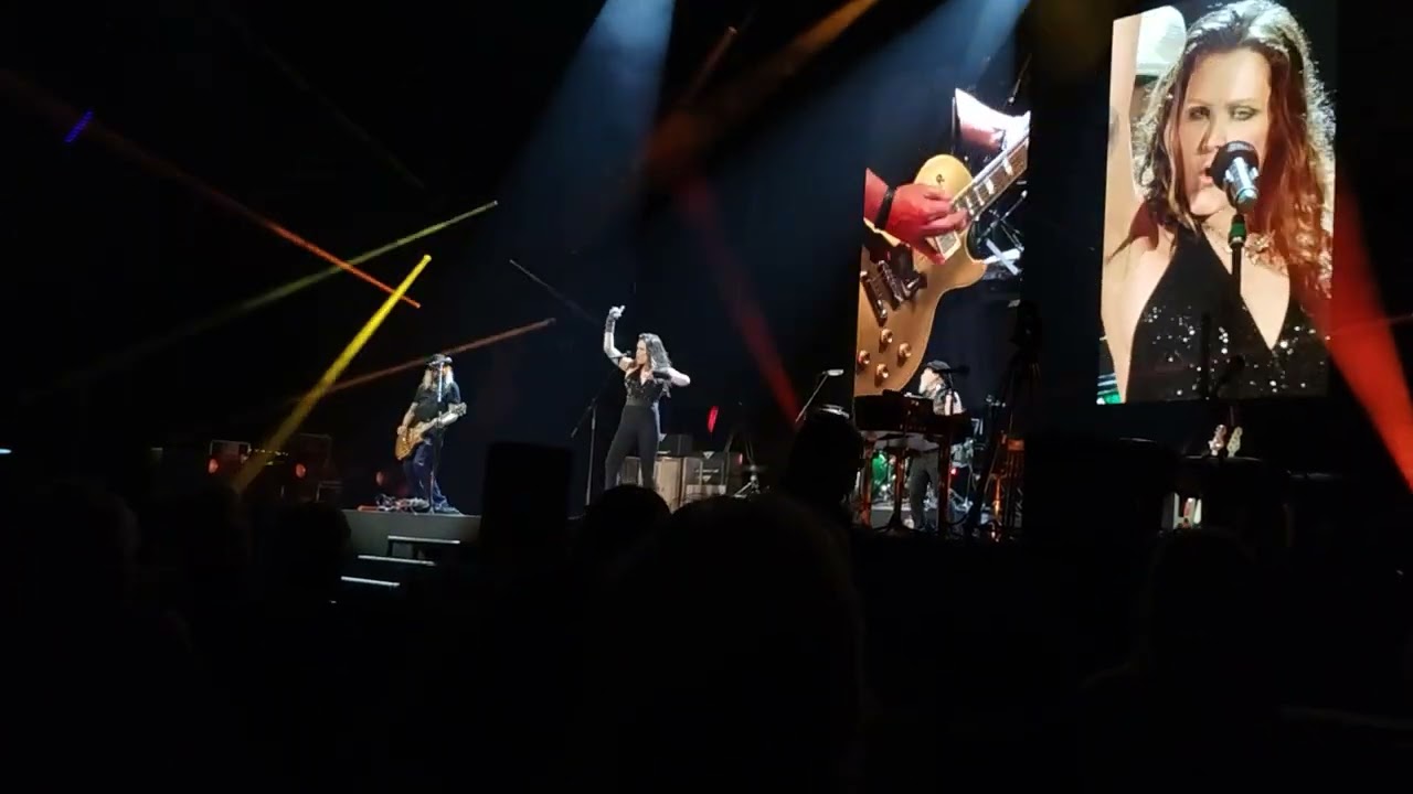 Beth Hart -Bad Womans Blues- ZAG Arena Hannover live