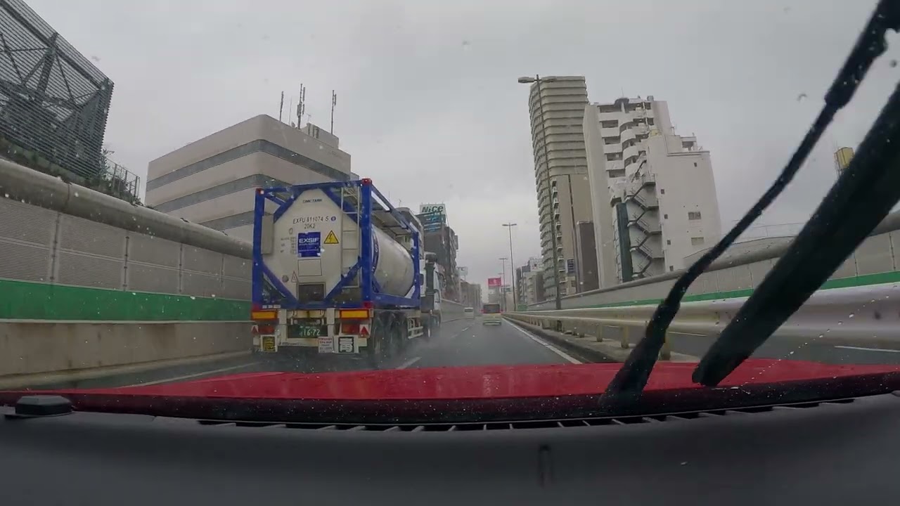 supraで走る首都高3号線下り