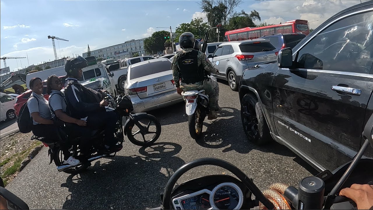 Como son los TAPONES de Santo Domingo en Hora Pico