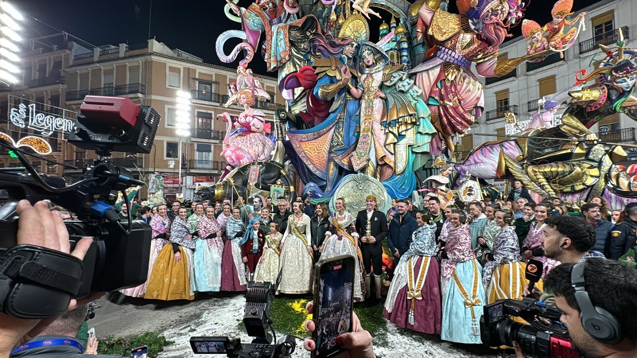 🎉 Celebració del Primer Premi de les Falles 2025 de secció especial. Falla Convent de Jerusalem.