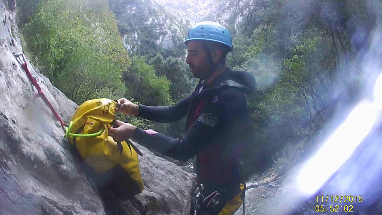 Barranco del Navedo, Cantabria. Costa Verde Aventura