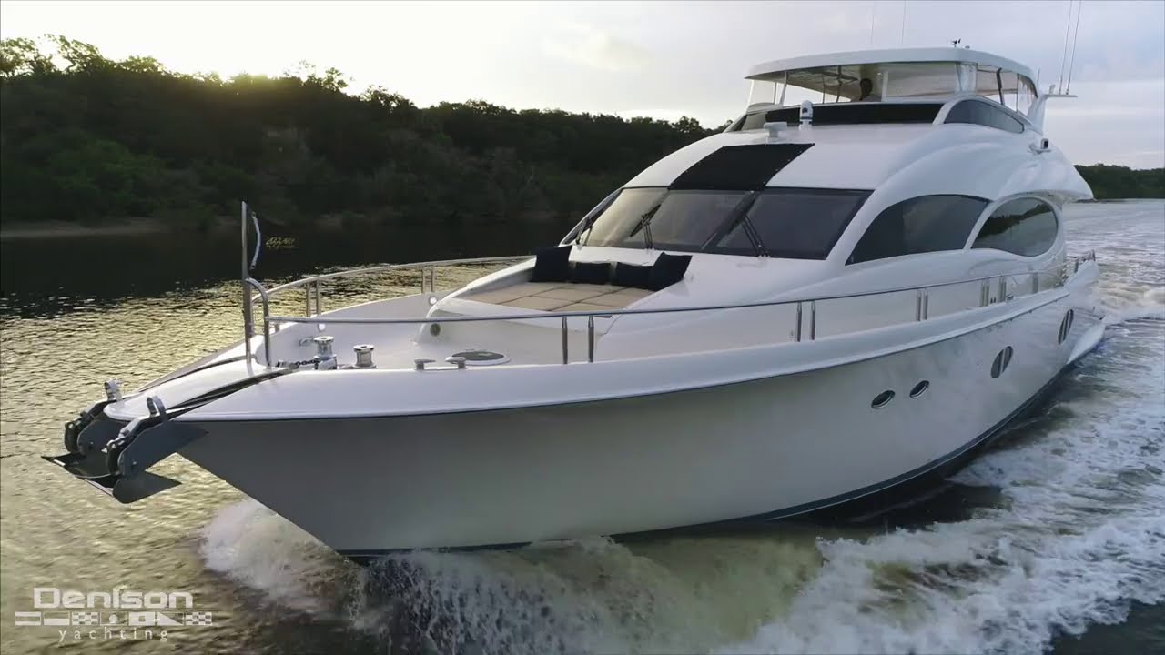 84 Lazzara Motoryacht Walkthrough [$2,195,000]