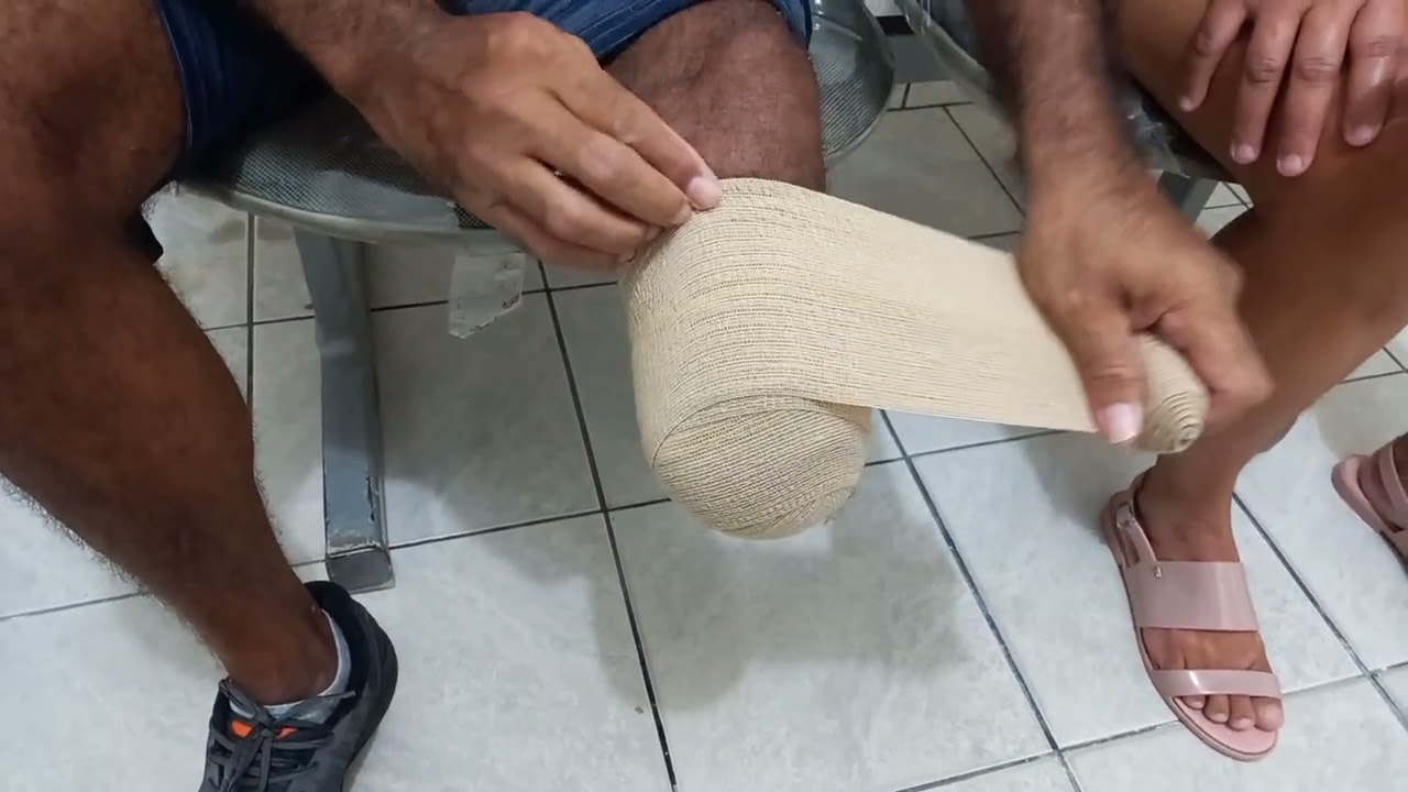 Auto Enfaixamento do coto transtibial - Paciente fazendo sozinho 