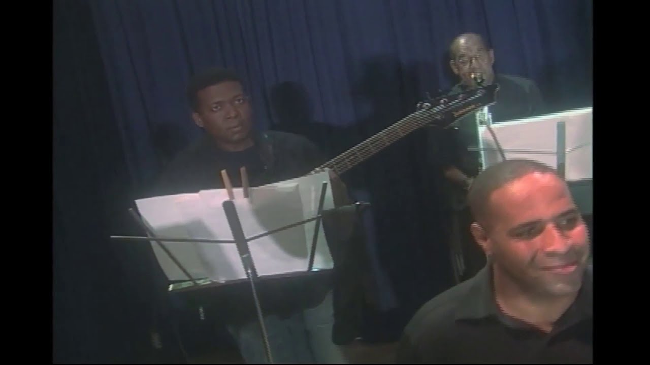 Luis Dias: Merenrock y Tecnoamargue - En Vivo Desde El Centro (2005)