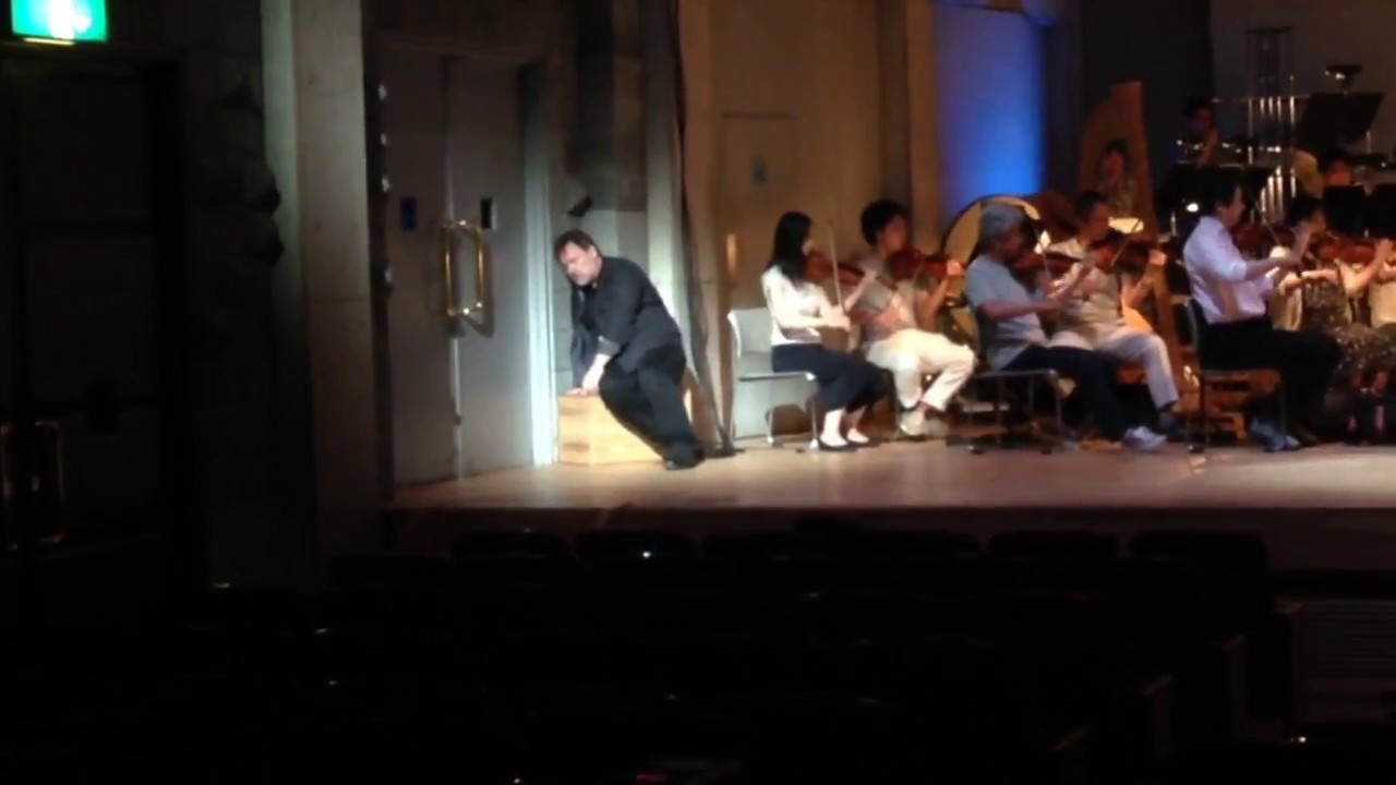 Dario Schmunck, tenor. 