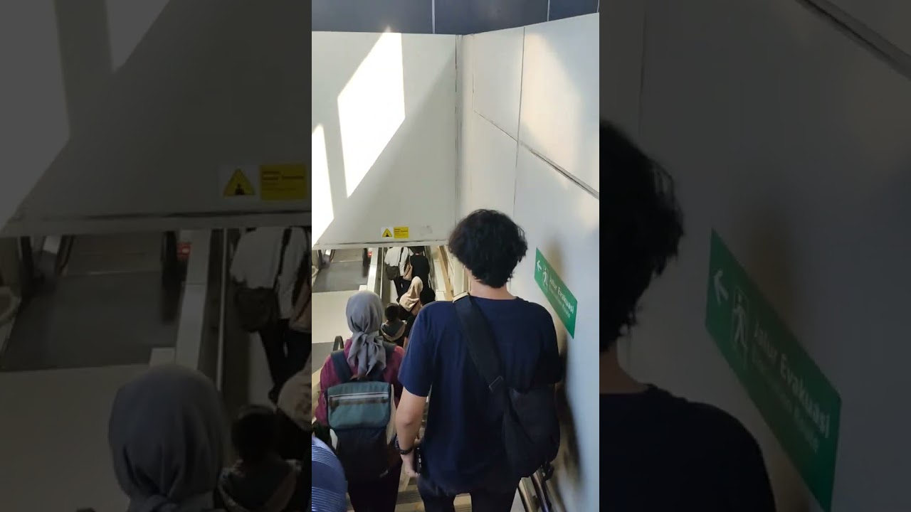 Naik Transjakarta dari Stasiun Kebayoran ke Blok M