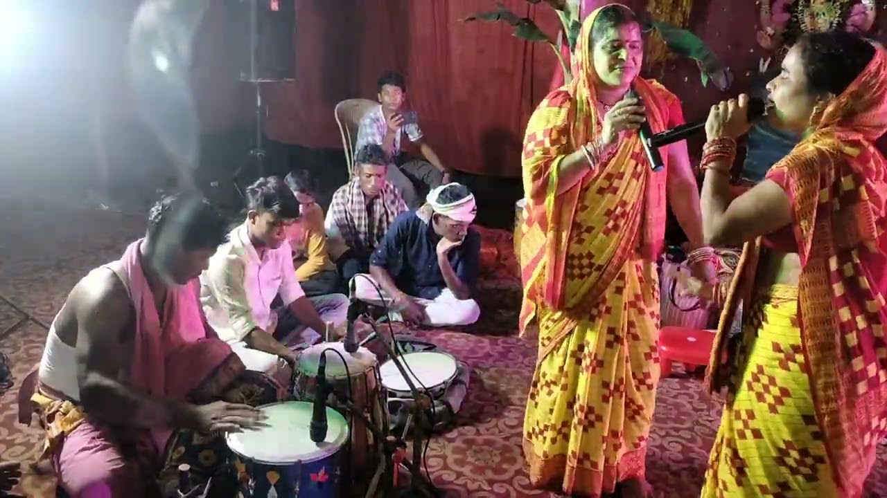 ଭଜନରେ ସମ୍ବଲପୁରୀ ମାଡ ଦେଖି ଲୋକଙ୍କ ନିଦ ହଜିଗଲା ଗାୟକ ବନ୍ଦନା ରାଉତ ବାହୁବଳୀ ବାୟକ ପ୍ରଶାନ୍ତ 💪💪❤️❤️
