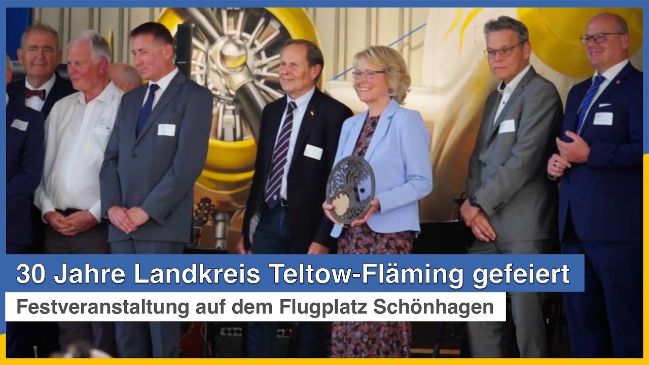 30 Jahre Landkreis Teltow-Fläming gefeiert | Festveranstaltung auf dem Flugplatz Schönhagen