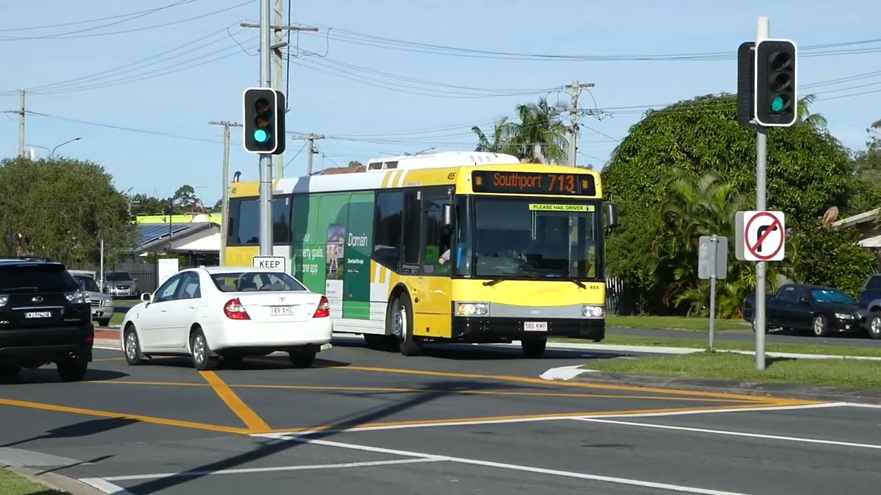 🇦🇺 Buses at Harbour Town (Gold Coast)