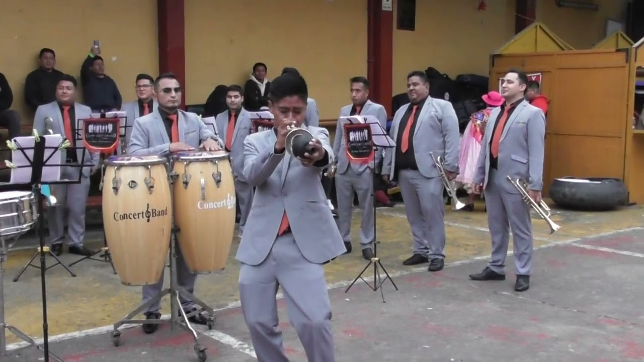 REAGUUE ANDINO CON LA CONSERT BAND PERU