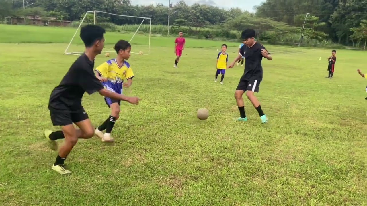 Berkarya terus TANPA PUTUS ASA DEMI MENCERDASKAN ANAK2 BOLA