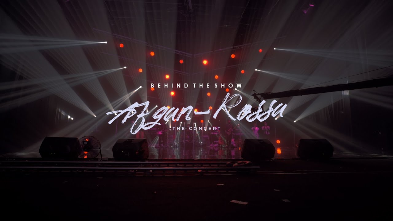 BEHIND THE SHOW 