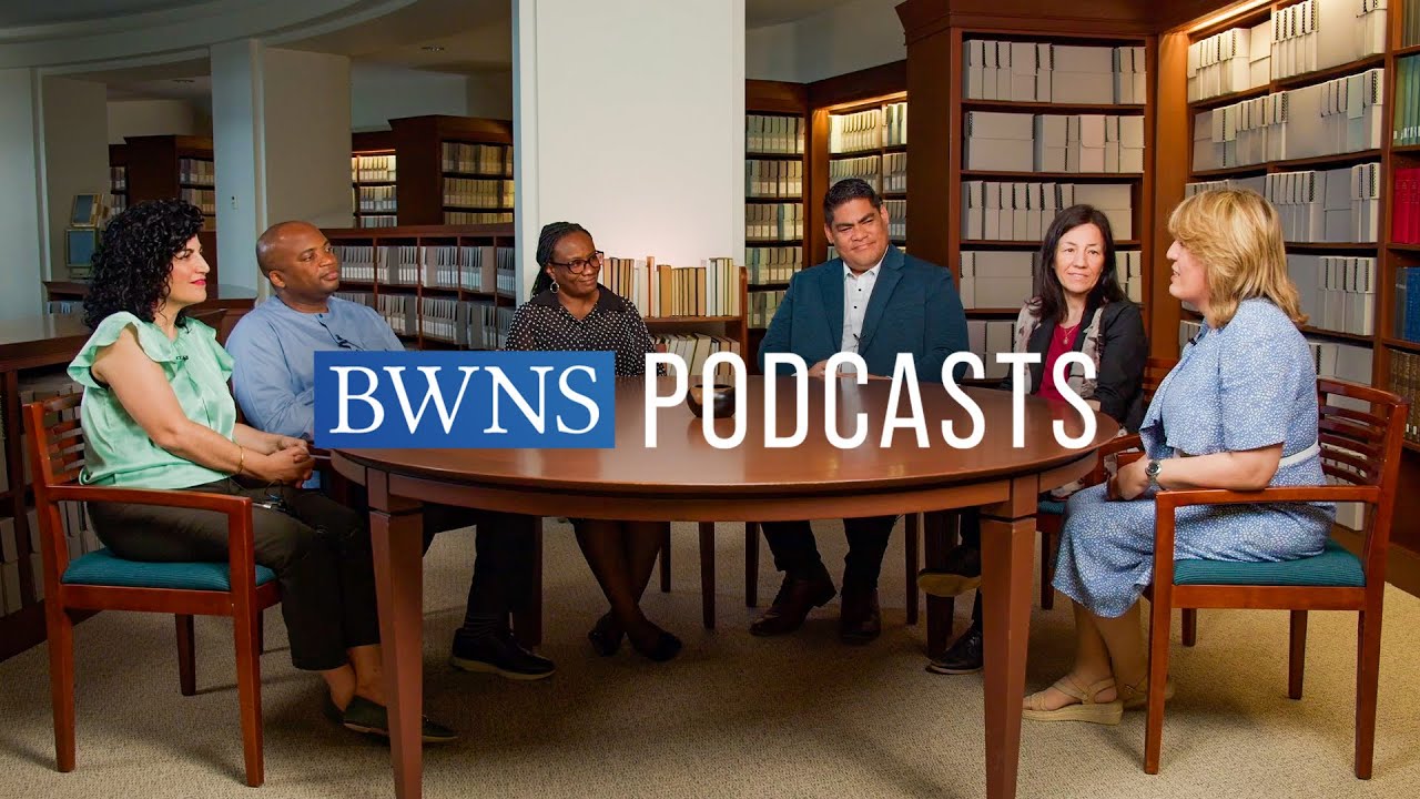 В беседе: Консультанты по вопросам молодежи и социальных преобразований