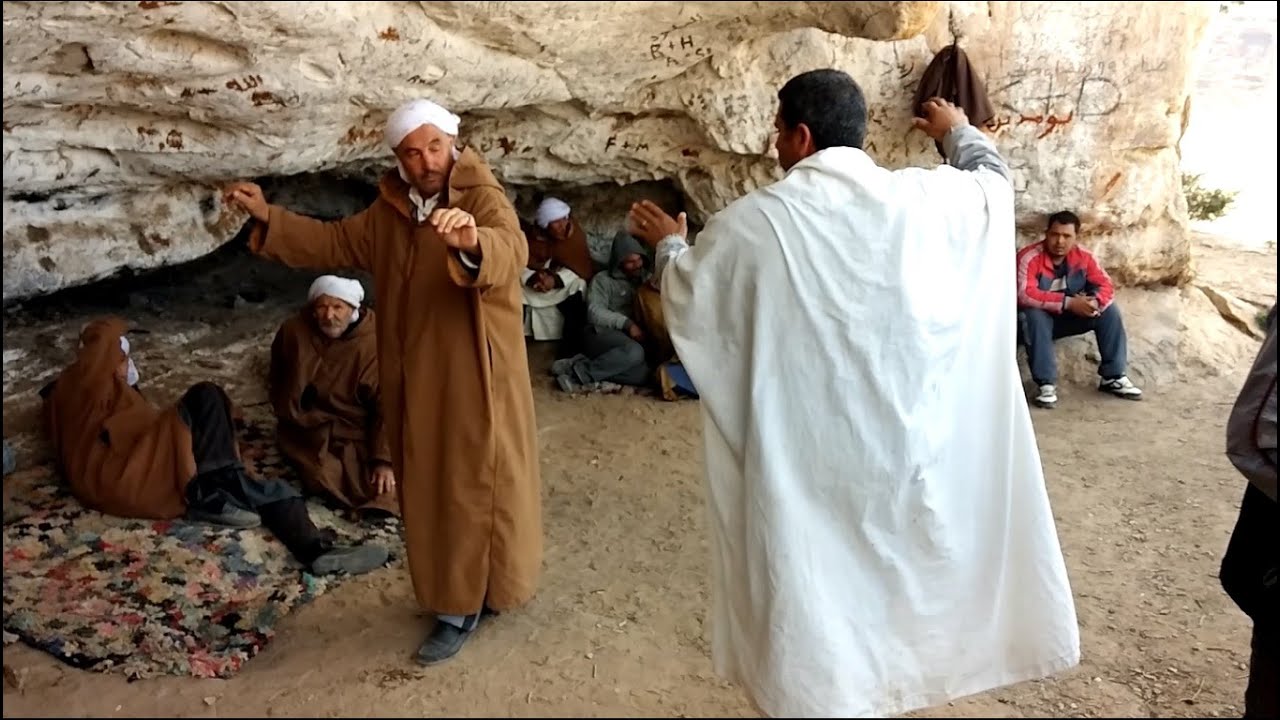 غايطة  رووووعة ورقصة من اعالي جبال محارقة (التوميات)