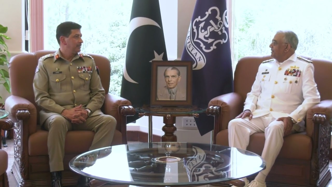 NEWLY APPOINTED COMMANDER NATIONAL STRATEGIC COMMAND CALLS ON CHIEF OF THE NAVAL STAFF AT NHQ