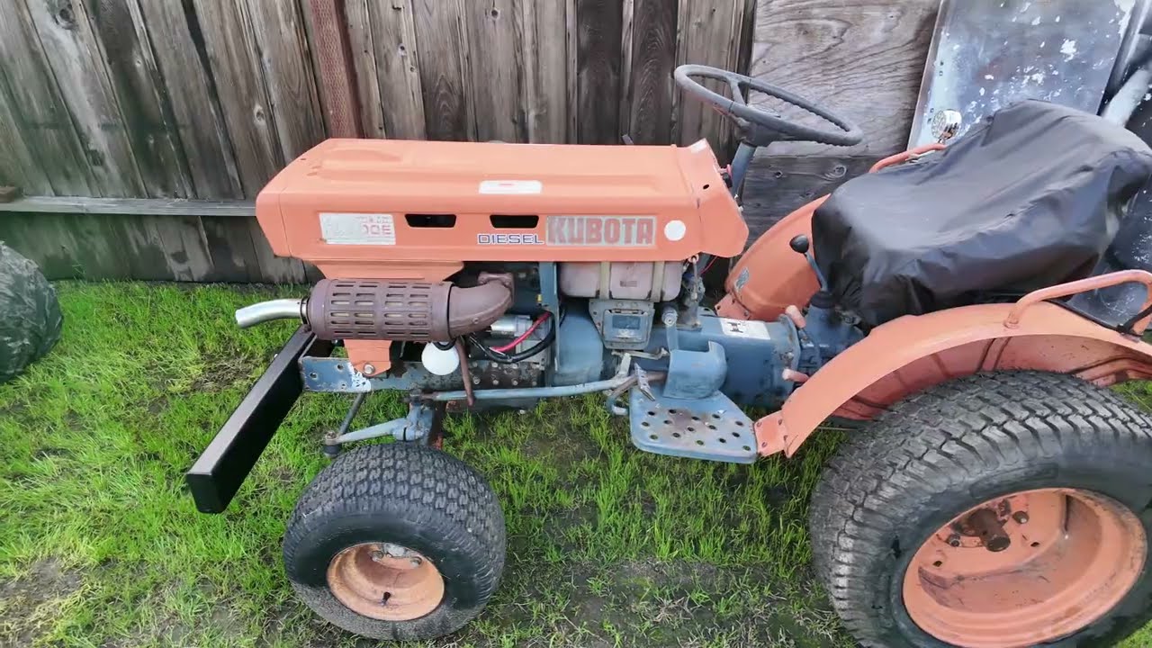 Kubota B5100e Tractor